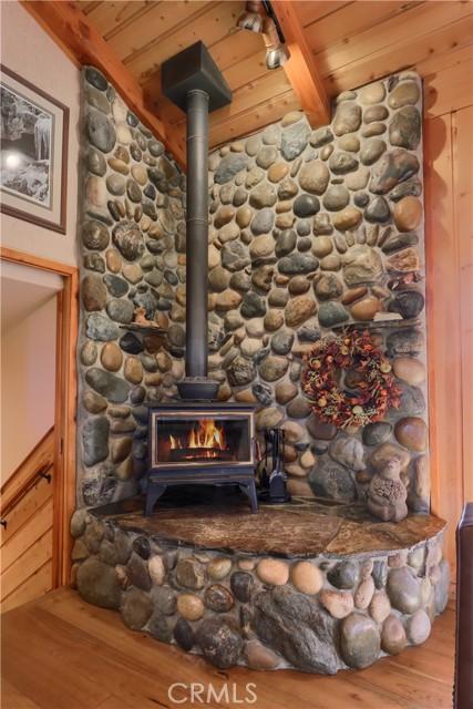 Oakhurst, California, 93644, United States, 3 Bedrooms Bedrooms, ,2 BathroomsBathrooms,Residential,For Sale,1996458