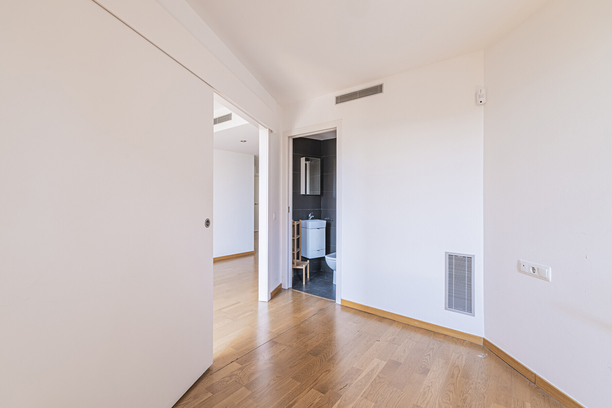  Bright top-floor apartment with a private terrace in Eixample - 物件實景