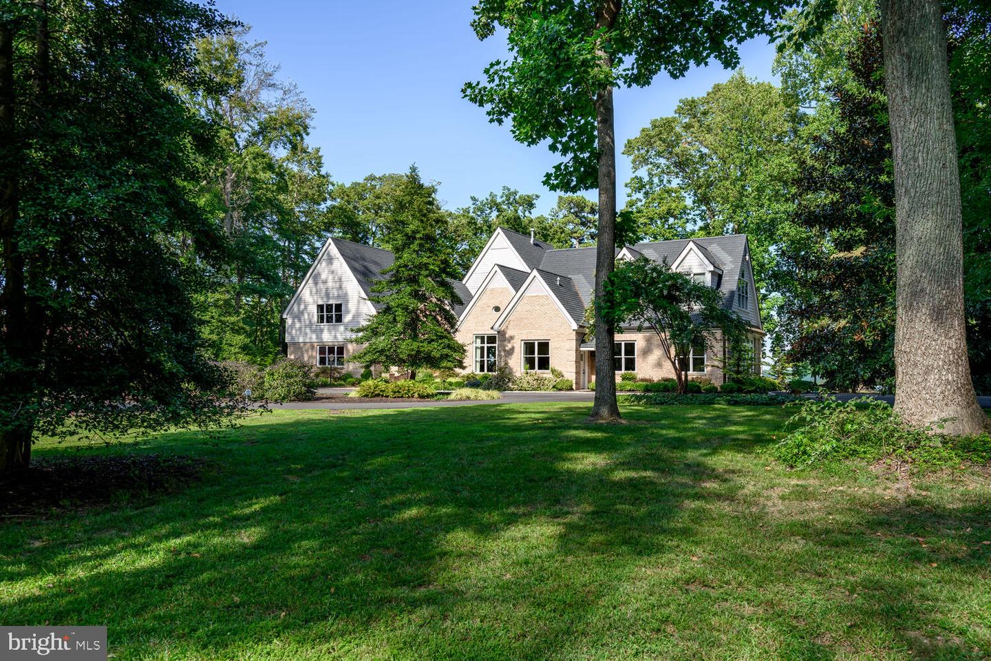 Queenstown, Maryland, 21658, United States, 5 Bedrooms Bedrooms, ,6 BathroomsBathrooms,Residential,For Sale,1940127