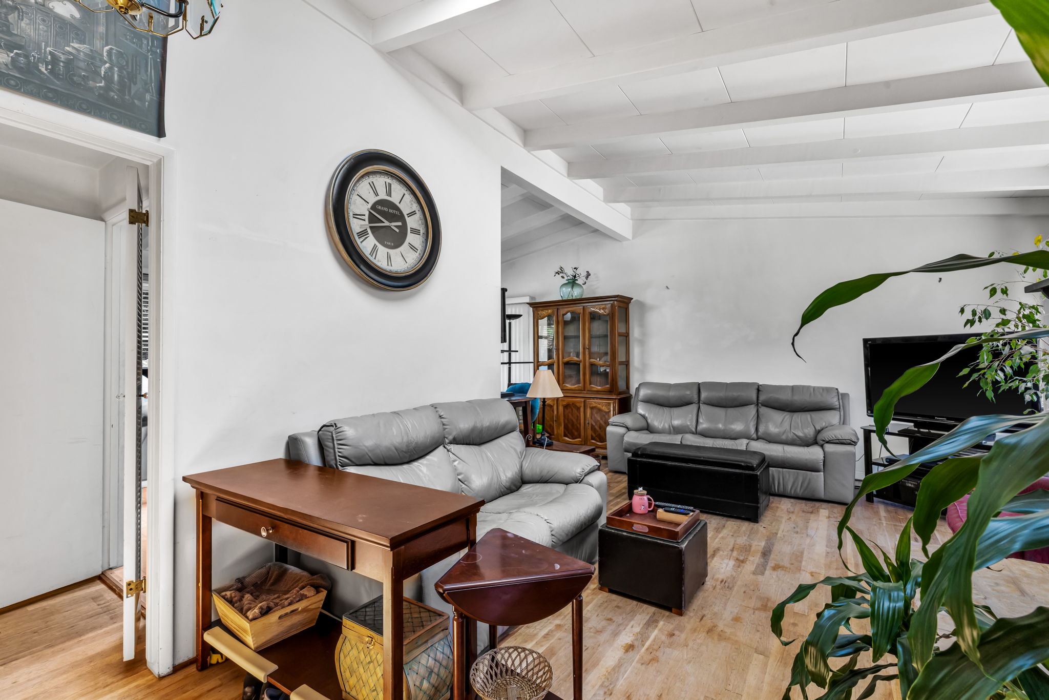 Del Rey Oaks, California, 93940, United States, 4 Bedrooms Bedrooms, ,2 BathroomsBathrooms,Residential,For Sale,1899502