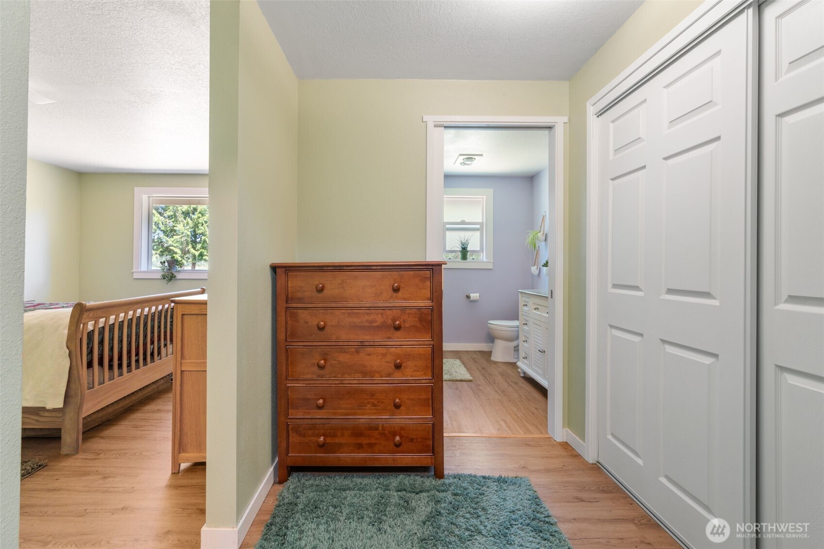 Olympia, Washington, 98512, United States, 3 Bedrooms Bedrooms, ,2 BathroomsBathrooms,Residential,For Sale,1992441