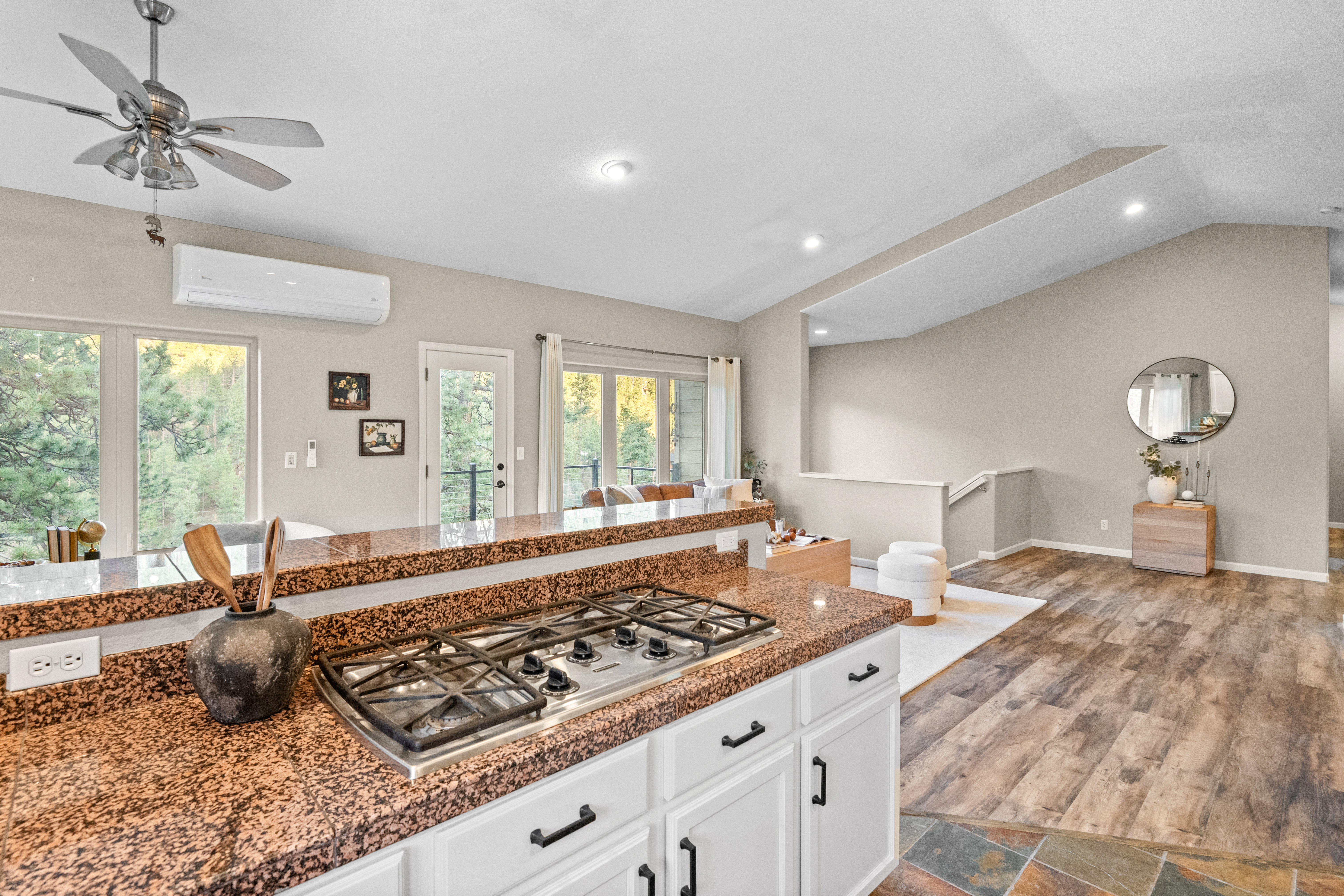  Bear Creek Canyon Mountain Home with Decks, Views & Main Level Living - 物件實景