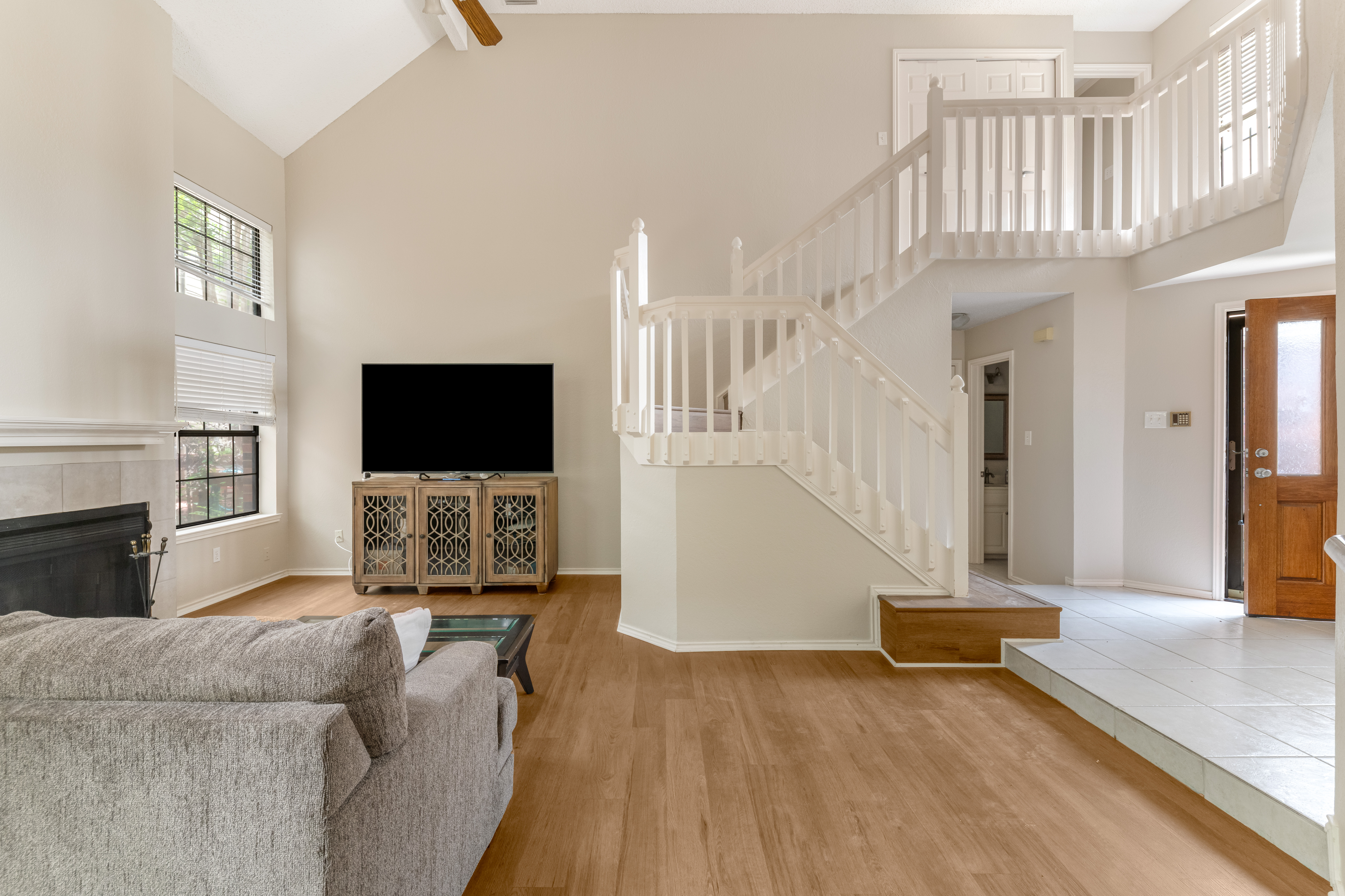  Move-in Ready Condo in the Heart of Valley Ranch - 物件實景