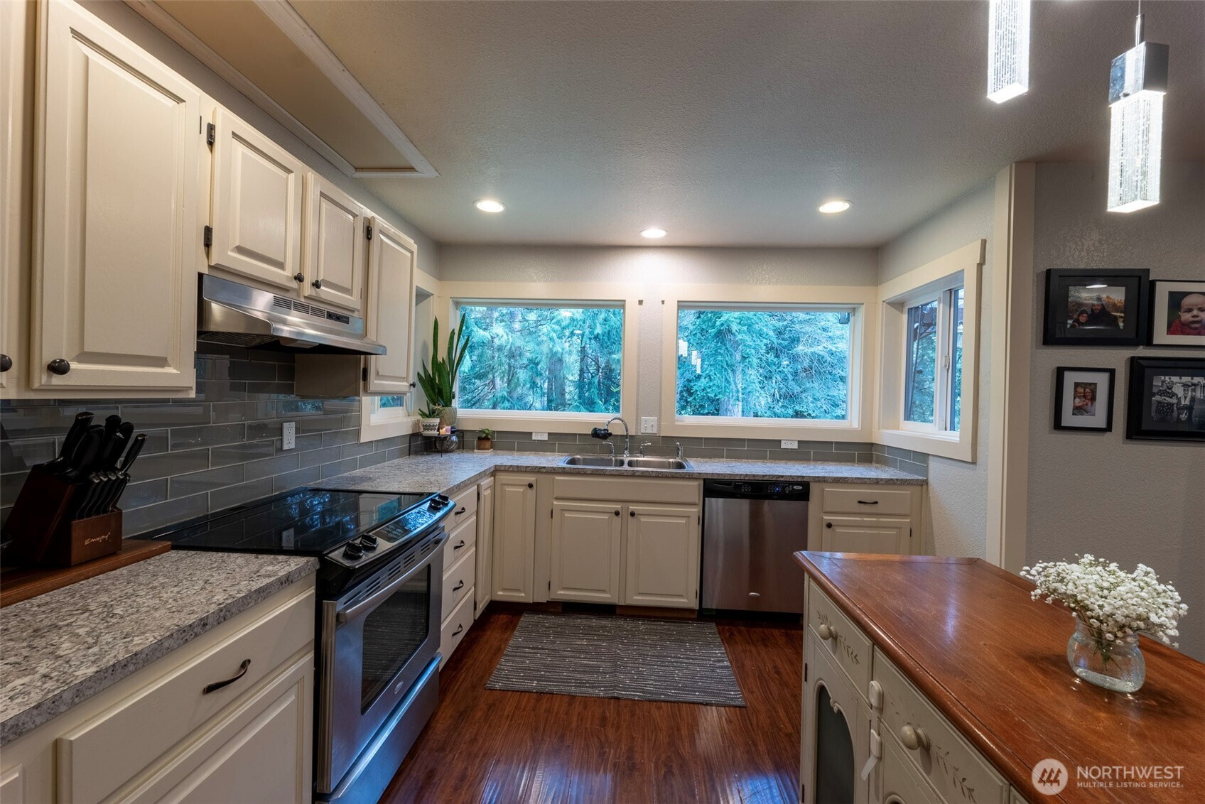 Friday Harbor, Washington, 98250, United States, 3 Bedrooms Bedrooms, ,2 BathroomsBathrooms,Residential,For Sale,1795081