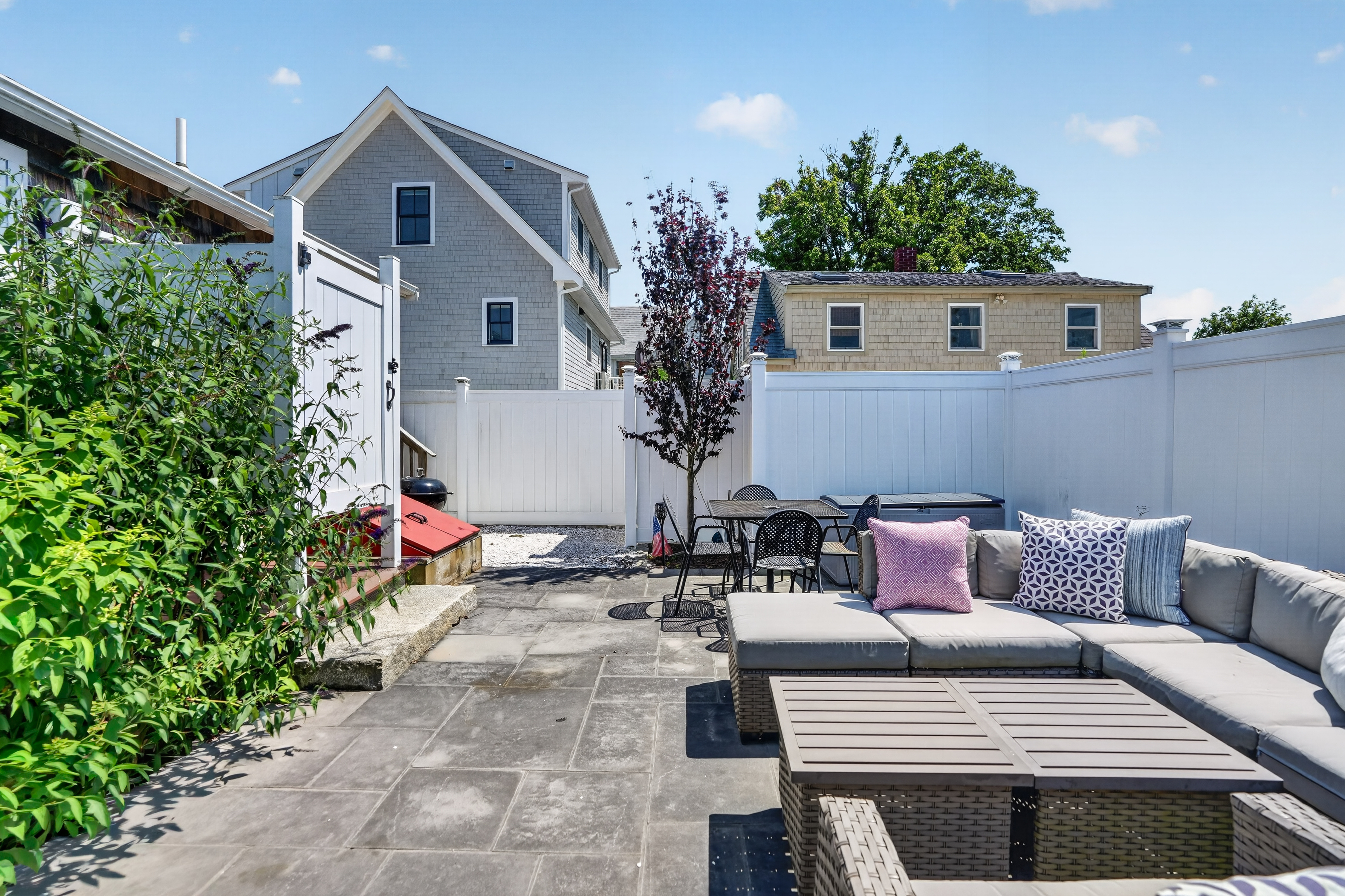  Rare Downtown Vineyard Haven Compound Offering - 物件實景