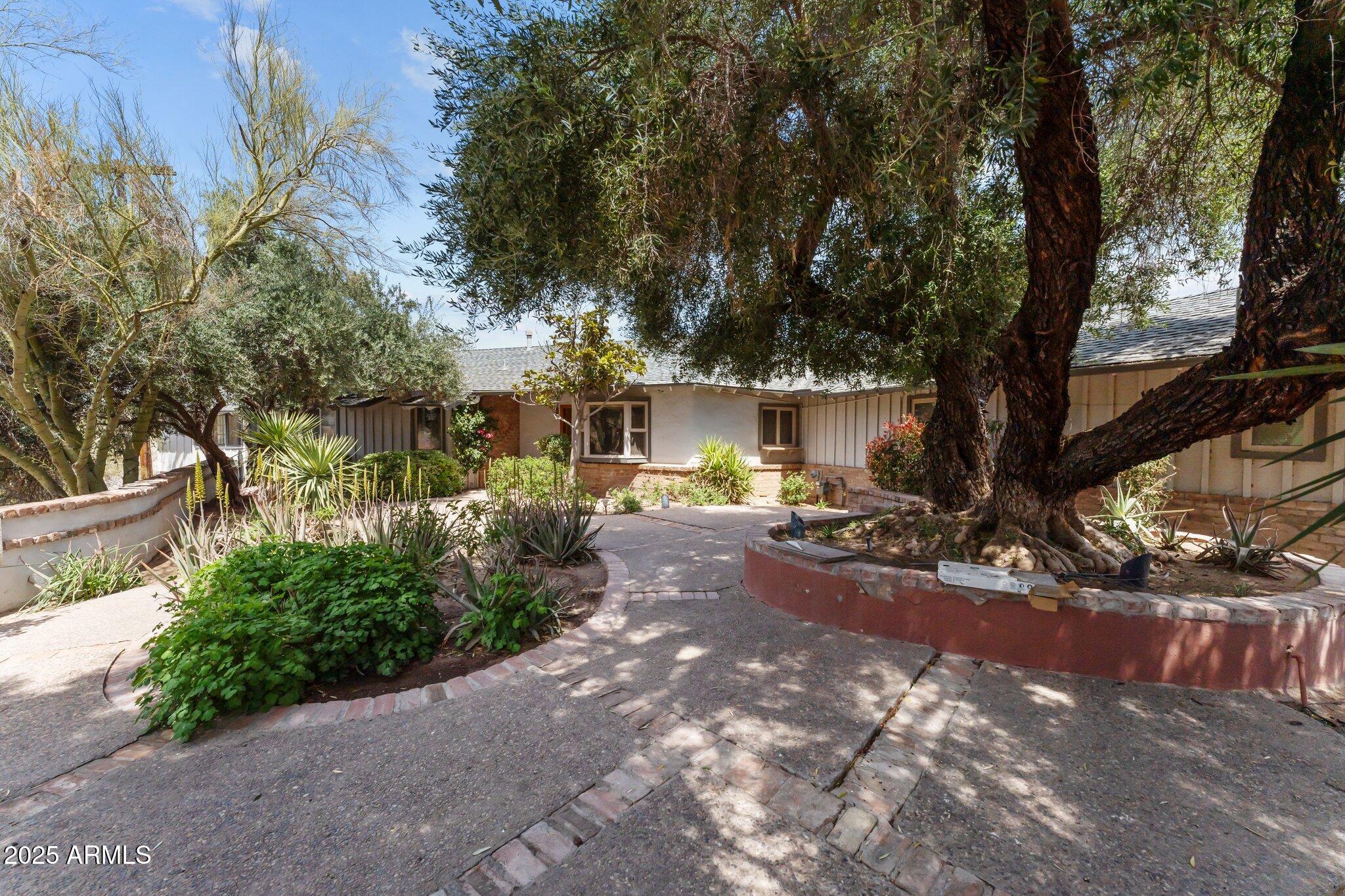 Wickenburg, Arizona, 85390, United States, 4 Bedrooms Bedrooms, ,3 BathroomsBathrooms,Residential,For Sale,1973921