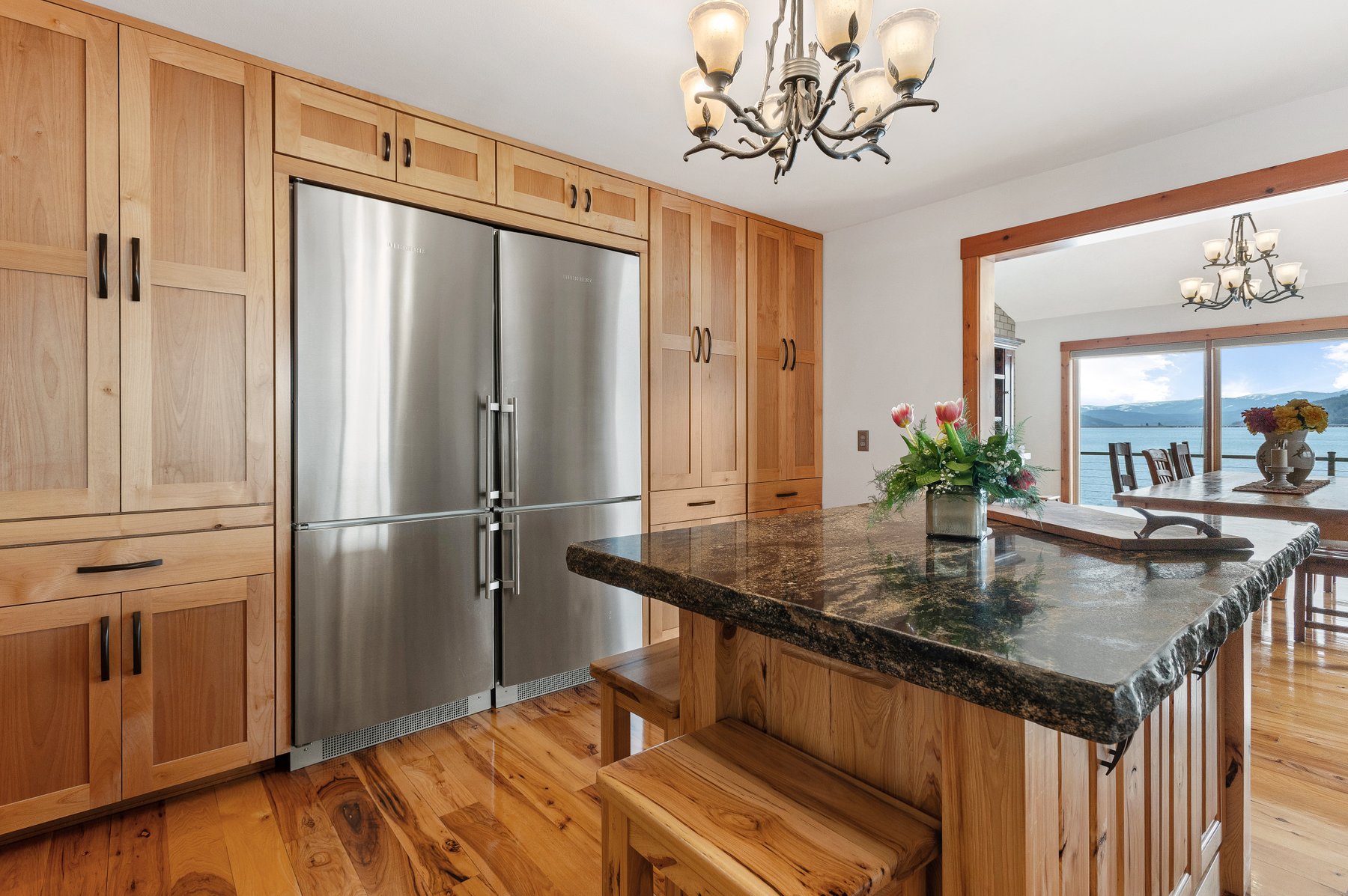 Sagle, Idaho, 83860, United States, 6 Bedrooms Bedrooms, ,5 BathroomsBathrooms,Residential,For Sale,1763487
