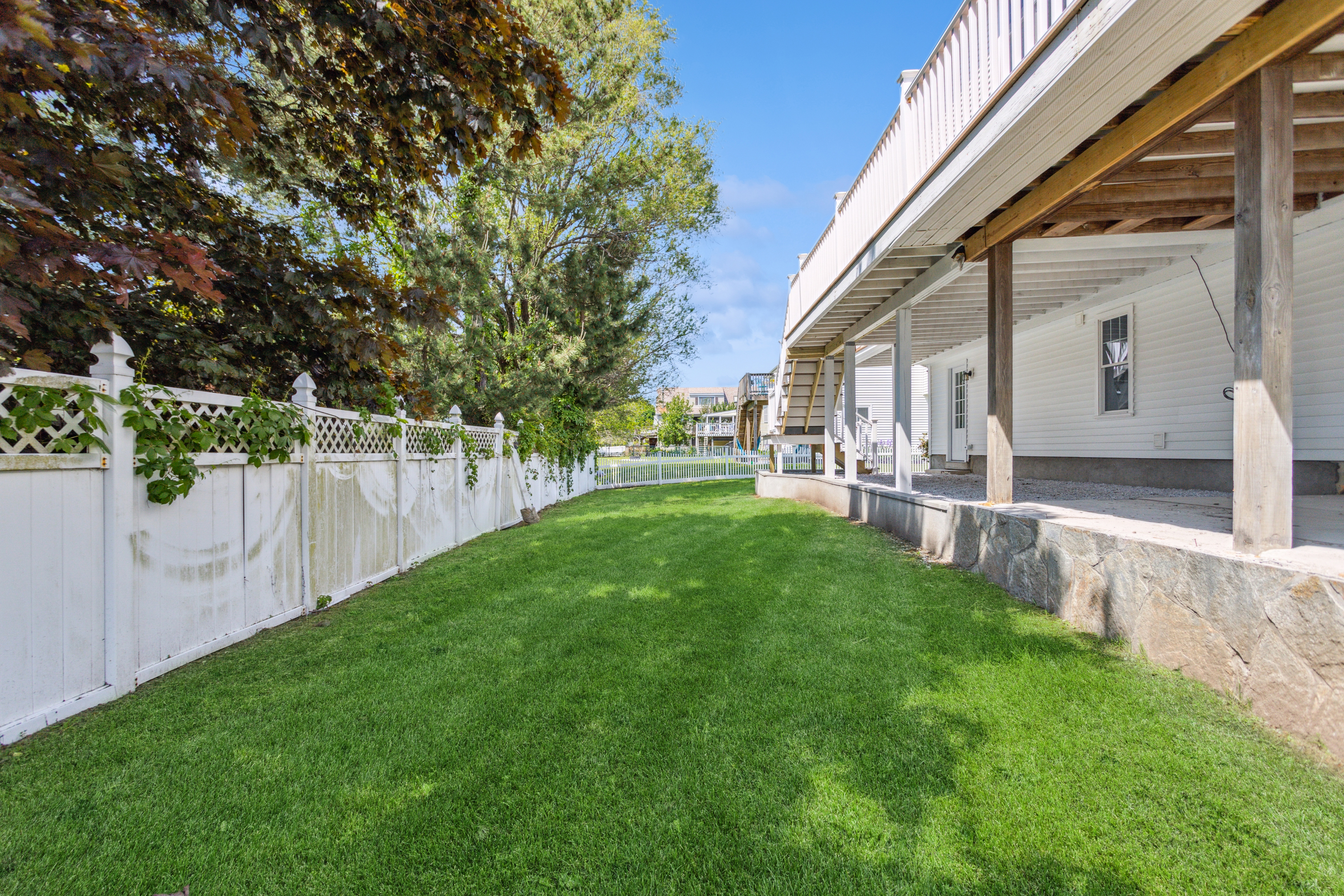  Rebuilt Coastal Gem Steps from the Sand - 物件實景