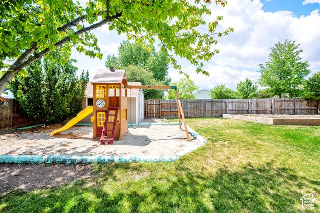West Jordan, Utah, 84081, United States, 5 Bedrooms Bedrooms, ,3 BathroomsBathrooms,Residential,For Sale,1921078