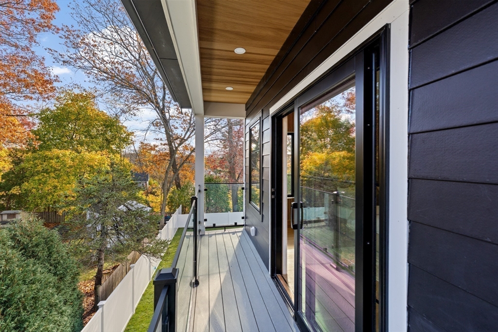 Newton, Massachusetts, 02461, United States, 7 Bedrooms Bedrooms, ,8 BathroomsBathrooms,Residential,For Sale,1995723