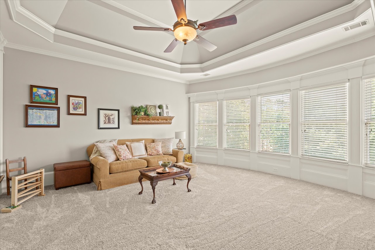 Carrollton, Georgia, 30116, United States, 6 Bedrooms Bedrooms, ,5 BathroomsBathrooms,Residential,For Sale,1893657