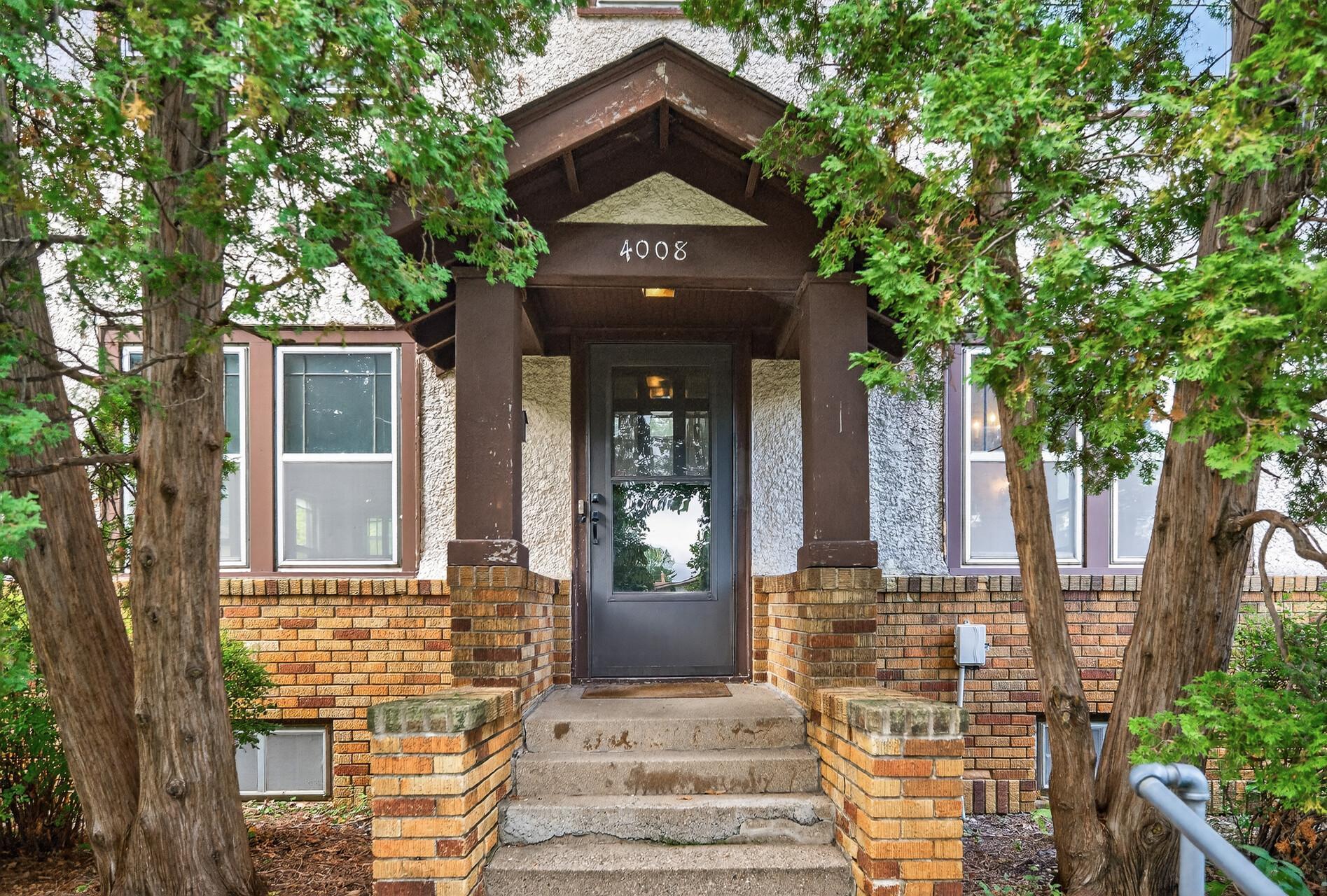Minneapolis, Minnesota, 55409, United States, 4 Bedrooms Bedrooms, ,2 BathroomsBathrooms,Residential,For Sale,1959078