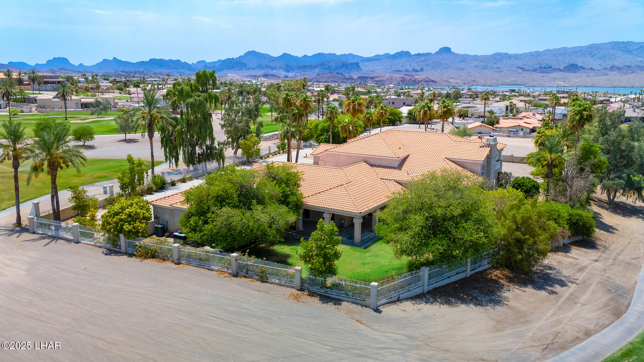 Lake Havasu City, Arizona, 86406, United States, 4 Bedrooms Bedrooms, ,2 BathroomsBathrooms,Residential,For Sale,1901337