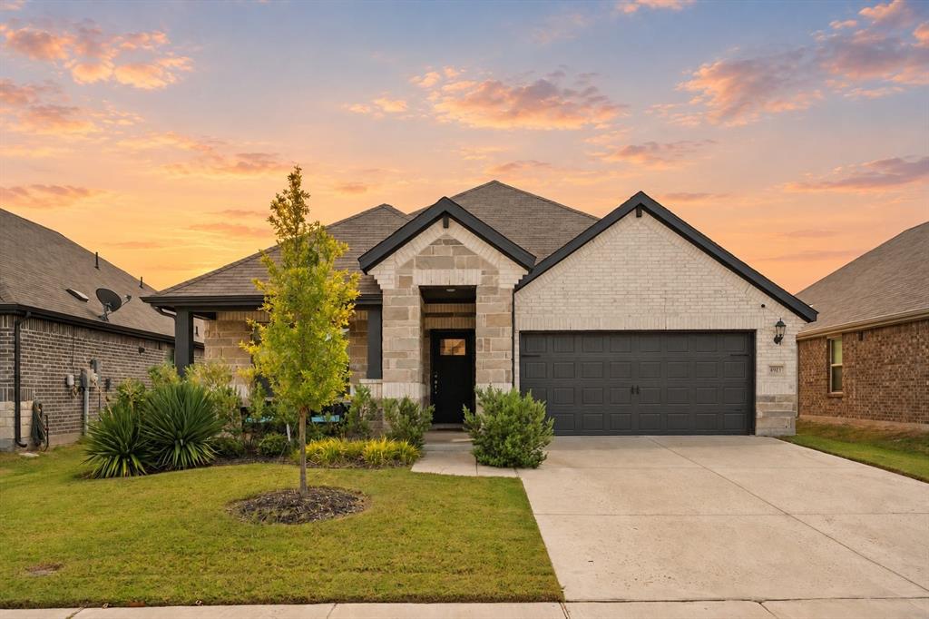 Meredith Dr, Farmersville, TX 75442