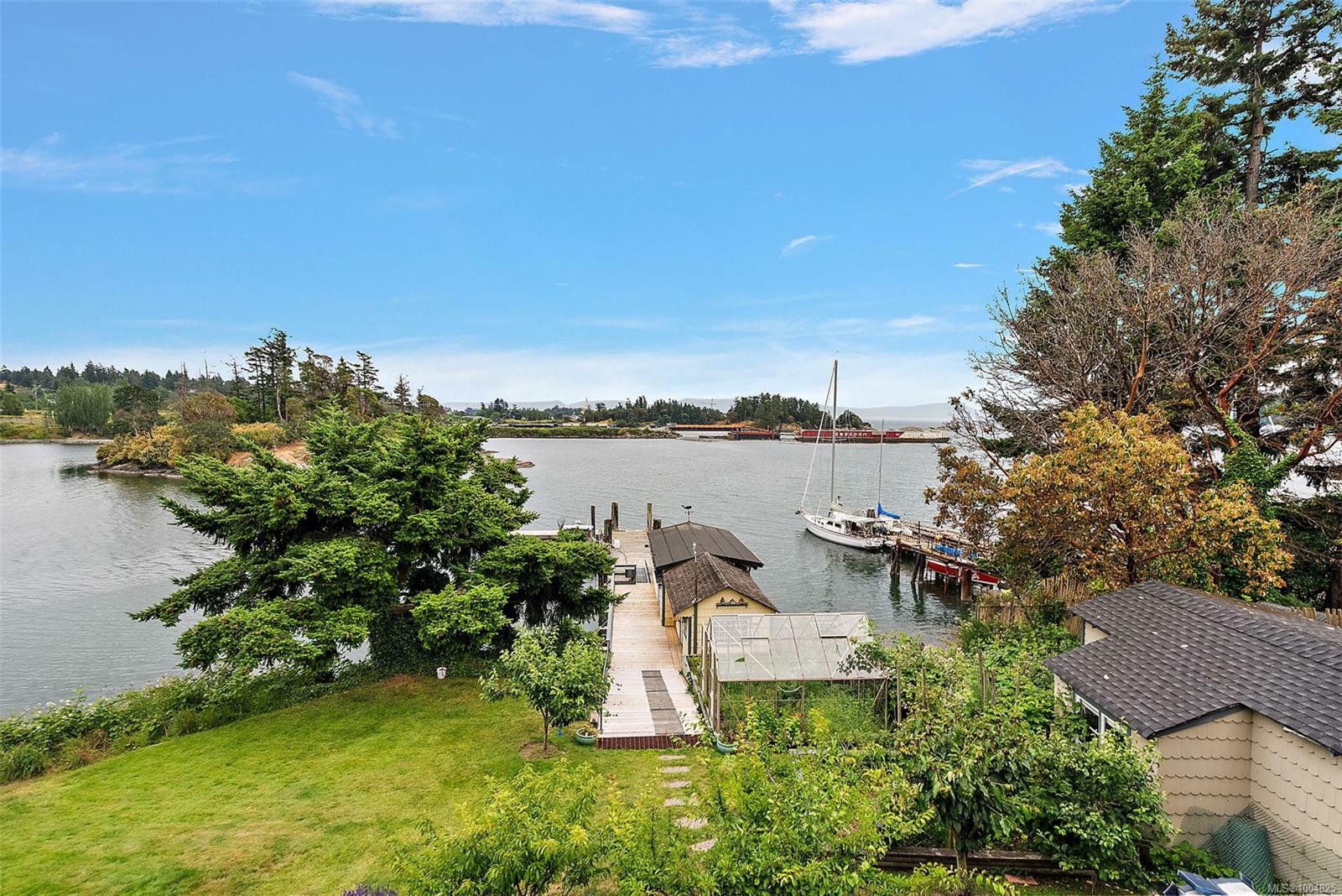 VIEW ROYAL, British Columbia, V9B 1A6, CA, 3 Bedrooms Bedrooms, ,Residential,For Sale,1883645