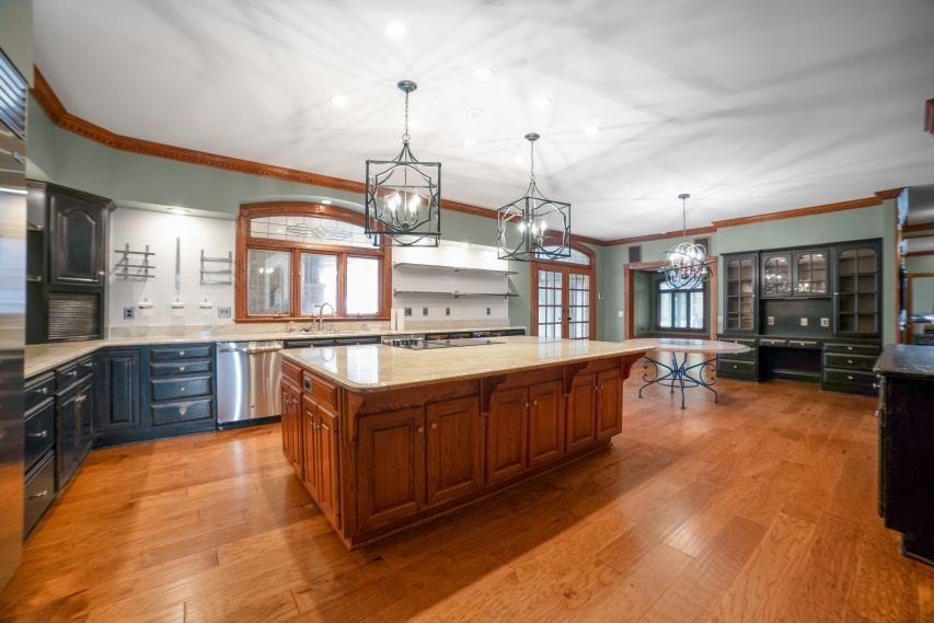 Paintsville, Kentucky, 41240, United States, 6 Bedrooms Bedrooms, ,6 BathroomsBathrooms,Residential,For Sale,1936965