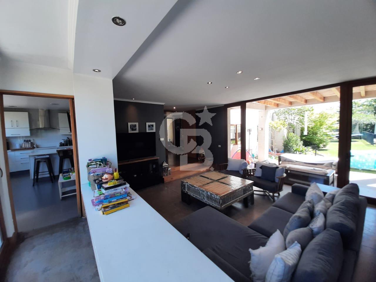 Colina, Chile, 4 Bedrooms Bedrooms, ,4 BathroomsBathrooms,Residential,For Sale,1967973