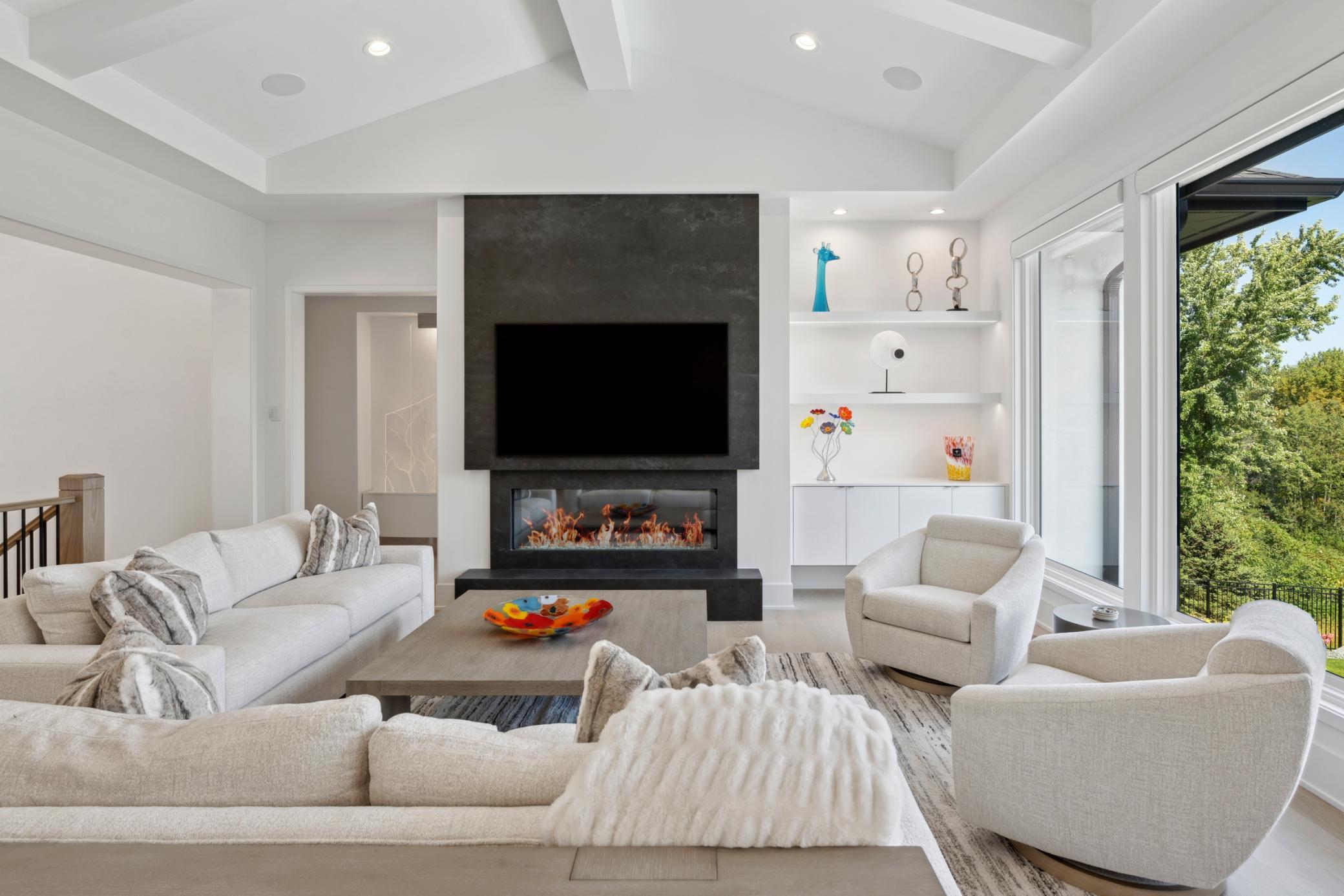 Chanhassen, Minnesota, 55317, United States, 4 Bedrooms Bedrooms, ,4 BathroomsBathrooms,Residential,For Sale,1994530