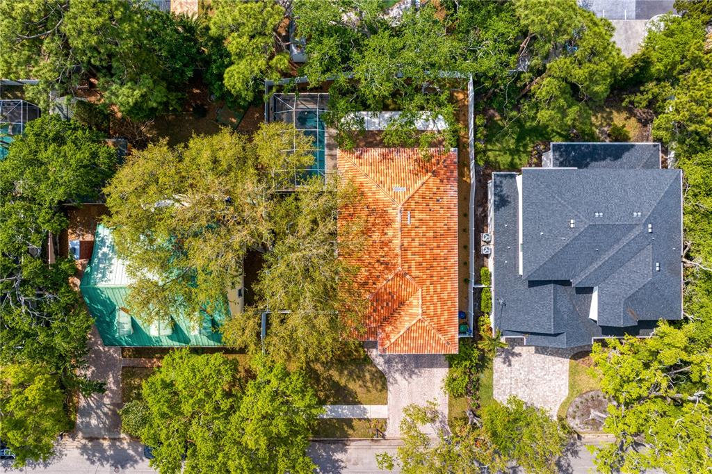 Tampa, Florida, 33629, United States, 4 Bedrooms Bedrooms, ,4 BathroomsBathrooms,Residential,For Sale,1885356