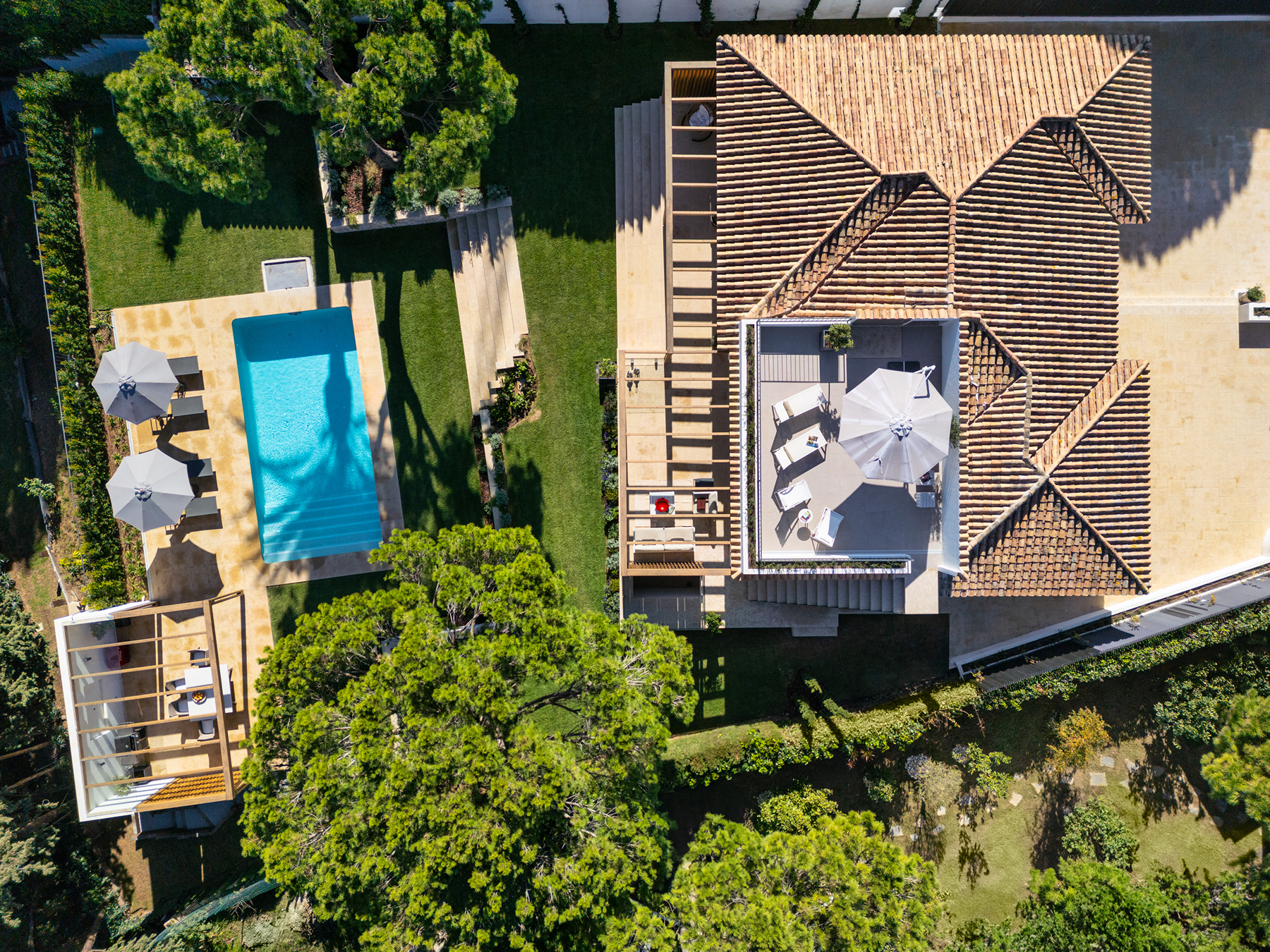  Renovated villa with refined interiors and exceptional outdoor living - 物件實景