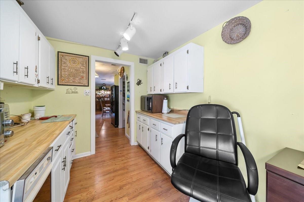 Sebastian, Florida, 32958, United States, 5 Bedrooms Bedrooms, ,3 BathroomsBathrooms,Residential,For Sale,1867275