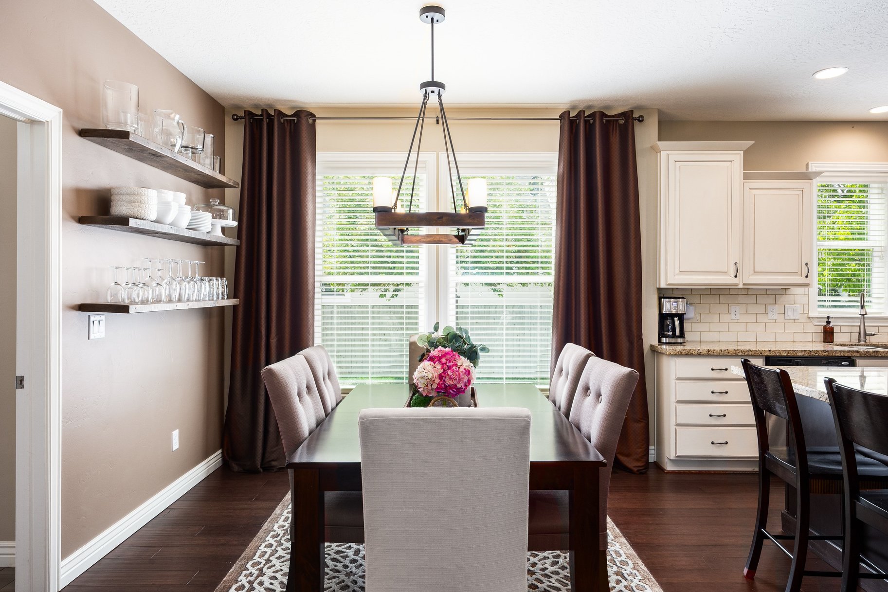  Rare North Shore Gem on One of Daybreak