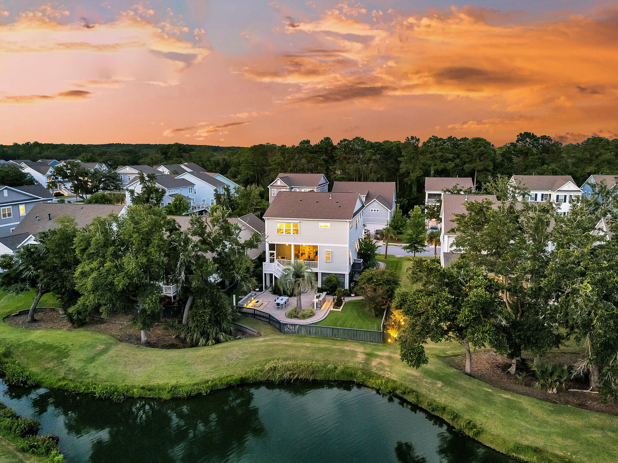 Mount Pleasant, South Carolina, 29466, United States, 4 Bedrooms Bedrooms, ,3 BathroomsBathrooms,Residential,For Sale,1900644
