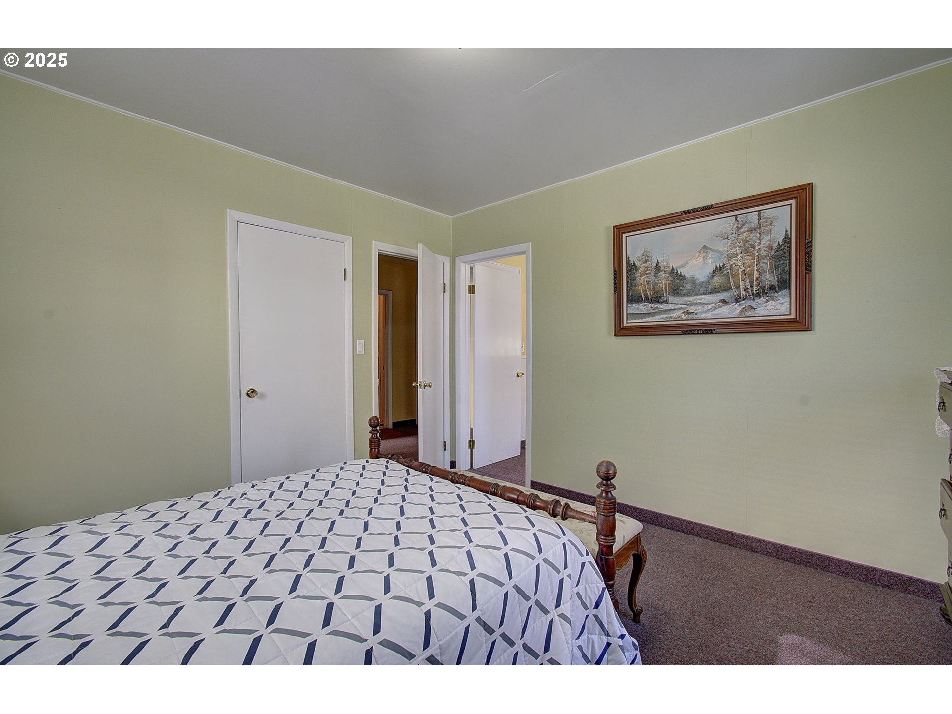 Portland, Oregon, 97202, United States, 3 Bedrooms Bedrooms, ,1 BathroomBathrooms,Residential,For Sale,1721248