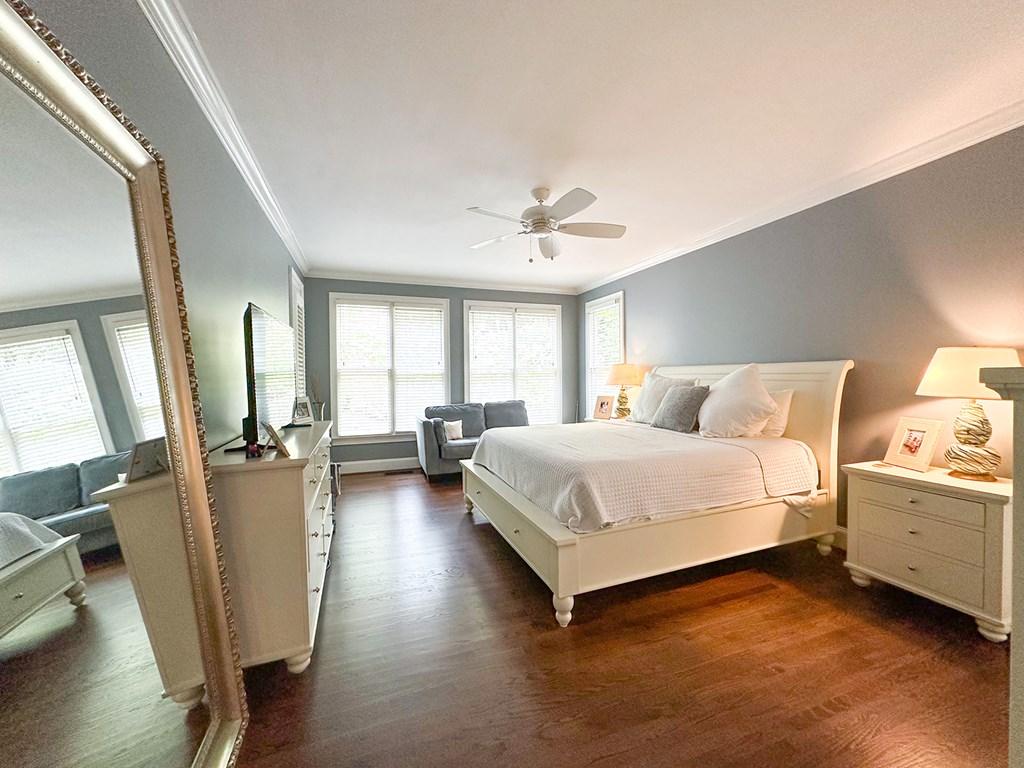 DALTON, Georgia, 30720, United States, 5 Bedrooms Bedrooms, ,5 BathroomsBathrooms,Residential,For Sale,1939642