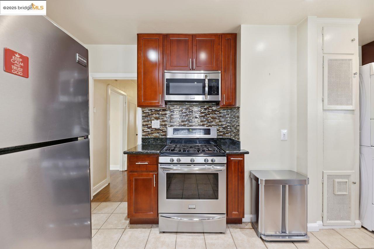 Oakland, California, 94619, United States, 4 Bedrooms Bedrooms, ,1 BathroomBathrooms,Residential,For Sale,1993166