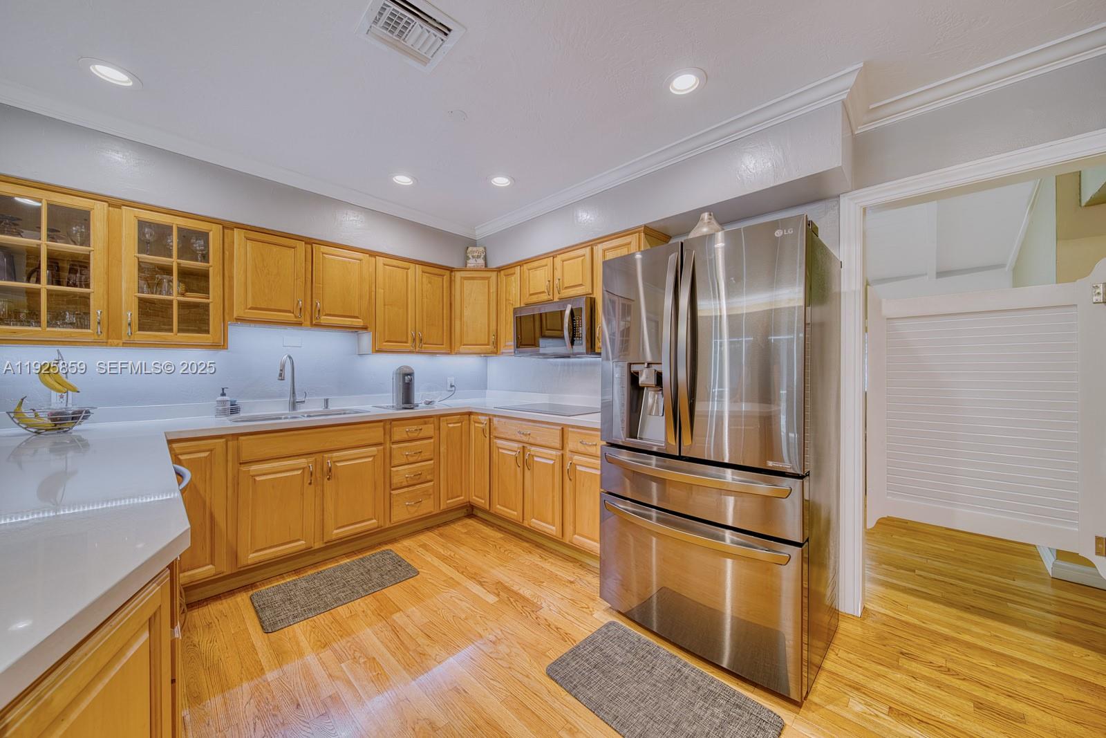 Pinecrest, Florida, 33156, United States, 3 Bedrooms Bedrooms, ,2 BathroomsBathrooms,Residential,For Sale,2003323