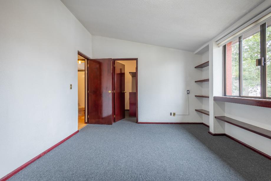 Álvaro Obregón, Ciudad de México, 01700, Mexico, 4 Bedrooms Bedrooms, ,3 BathroomsBathrooms,Residential,For Sale,1729158