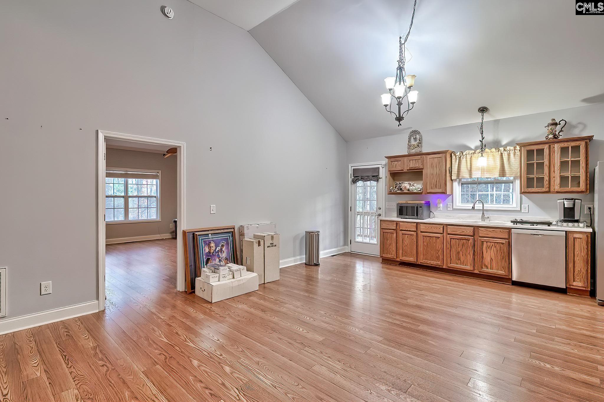 Chapin, South Carolina, 29036, United States, 4 Bedrooms Bedrooms, ,3 BathroomsBathrooms,Residential,For Sale,1999550