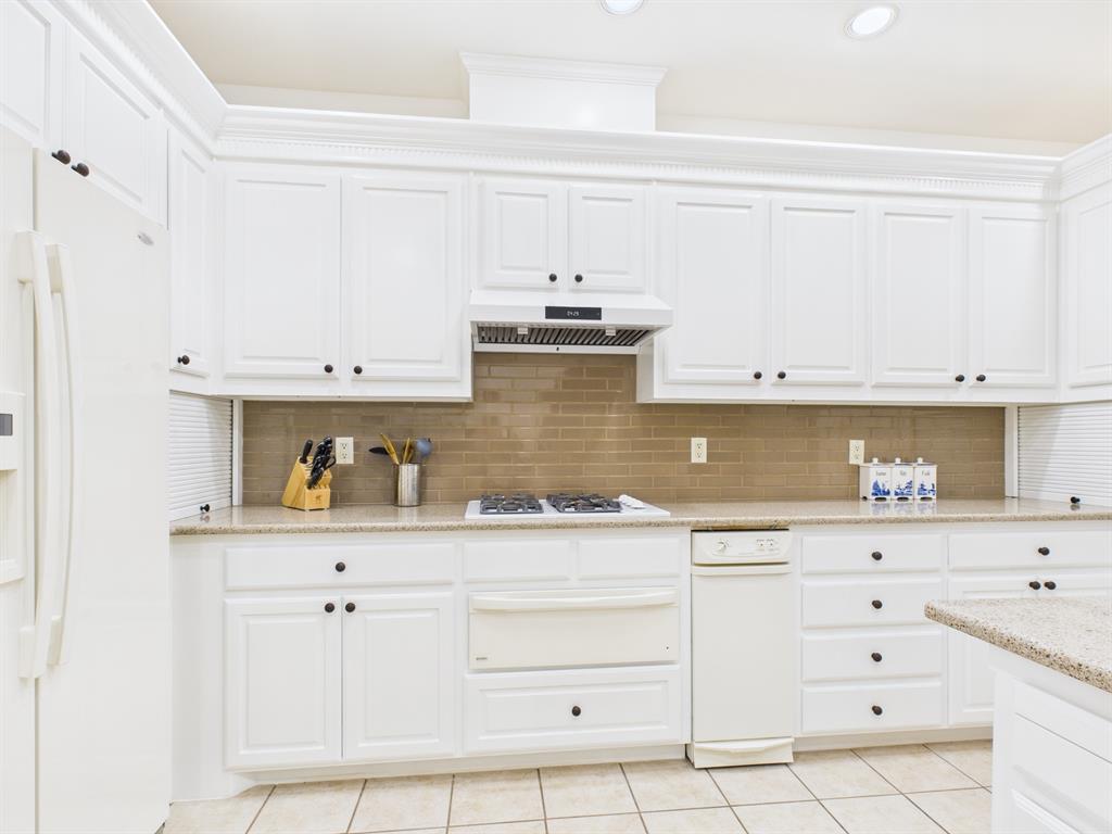 Waxahachie, Texas, 75165, United States, 3 Bedrooms Bedrooms, ,2 BathroomsBathrooms,Residential,For Sale,1977145