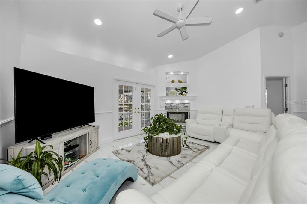 New Port Richey, Florida, 34653, United States, 4 Bedrooms Bedrooms, ,5 BathroomsBathrooms,Residential,For Sale,1989406