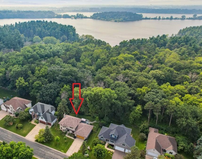 Vadnais Heights, Minnesota, 55127, United States, 3 Bedrooms Bedrooms, ,3 BathroomsBathrooms,Residential,For Sale,1912399