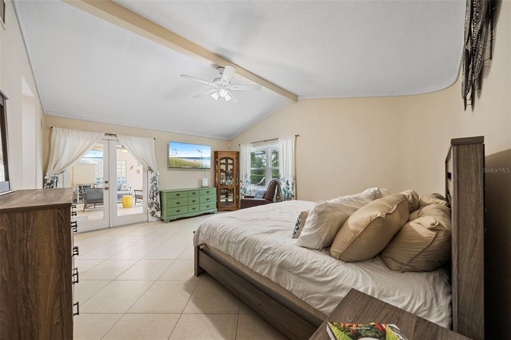 Tampa, Florida, 33647, United States, 4 Bedrooms Bedrooms, ,4 BathroomsBathrooms,Residential,For Sale,1983228