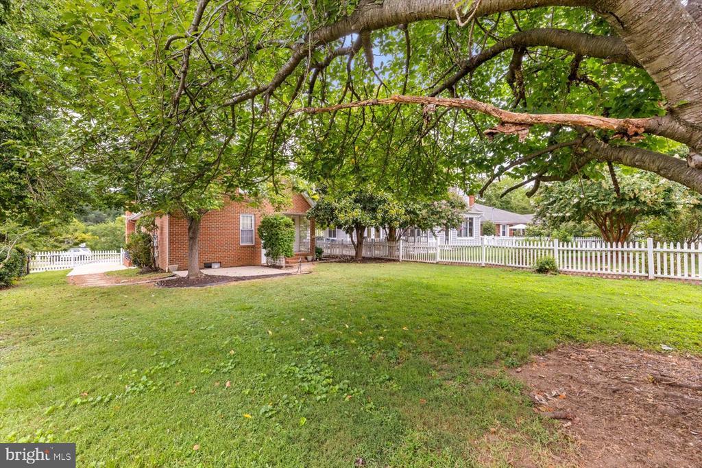 Fredericksburg, Virginia, 22401, United States, 3 Bedrooms Bedrooms, ,3 BathroomsBathrooms,Residential,For Sale,1903786
