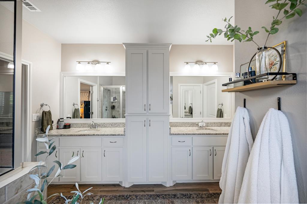 Odessa, Texas, 79765, United States, 4 Bedrooms Bedrooms, ,3 BathroomsBathrooms,Residential,For Sale,1970041