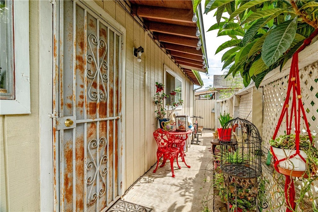Los Angeles, California, 90032, United States, 3 Bedrooms Bedrooms, ,1 BathroomBathrooms,Residential,For Sale,1923092