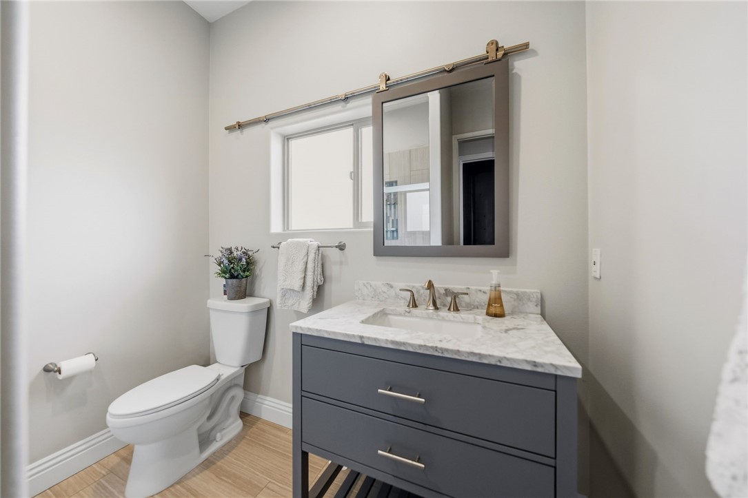 Temecula, California, 92592, United States, 5 Bedrooms Bedrooms, ,4 BathroomsBathrooms,Residential,For Sale,2021827