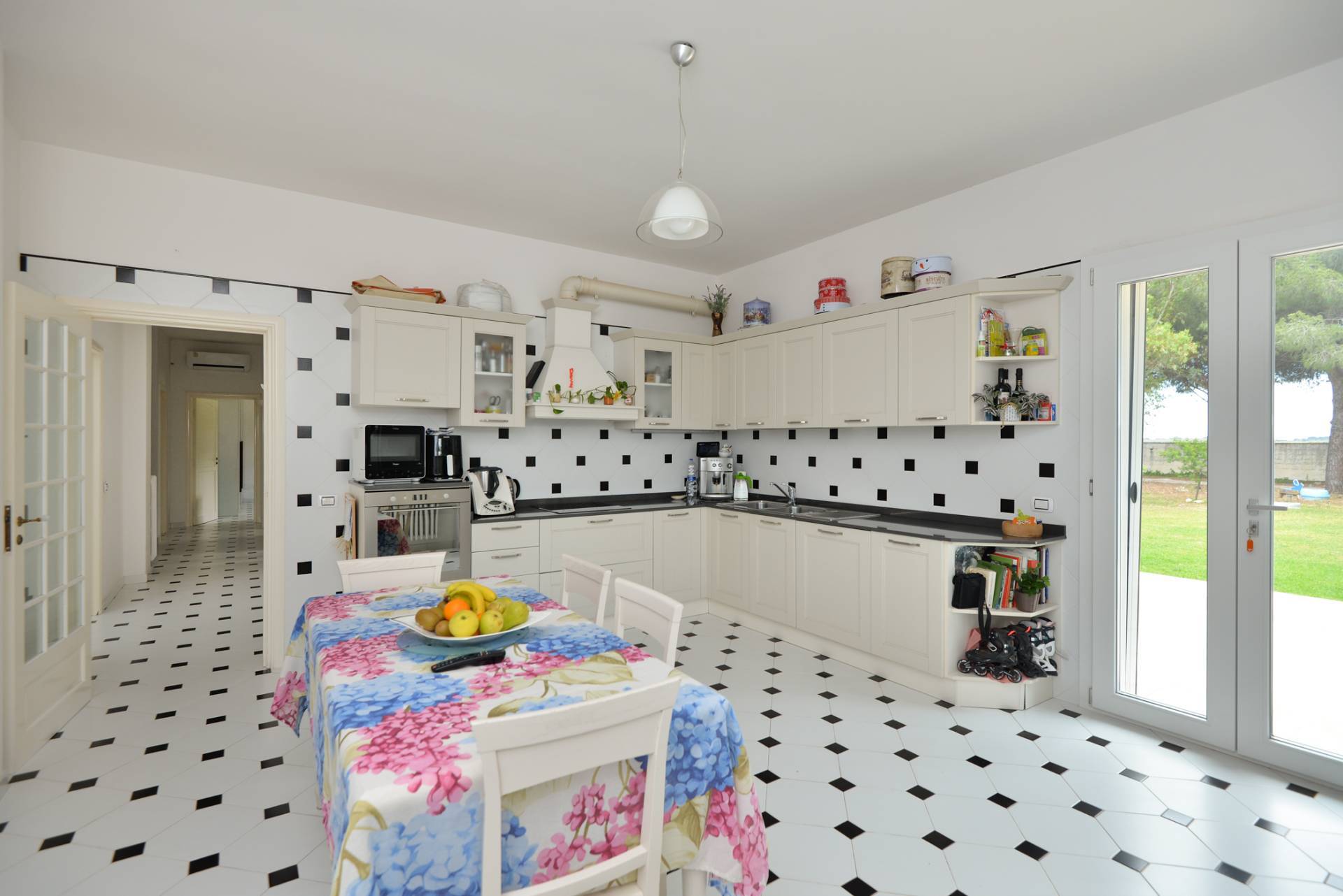 Lecce, Lecce, 73100, IT, 7 Bedrooms Bedrooms, ,6 BathroomsBathrooms,Residential,For Sale,1848251