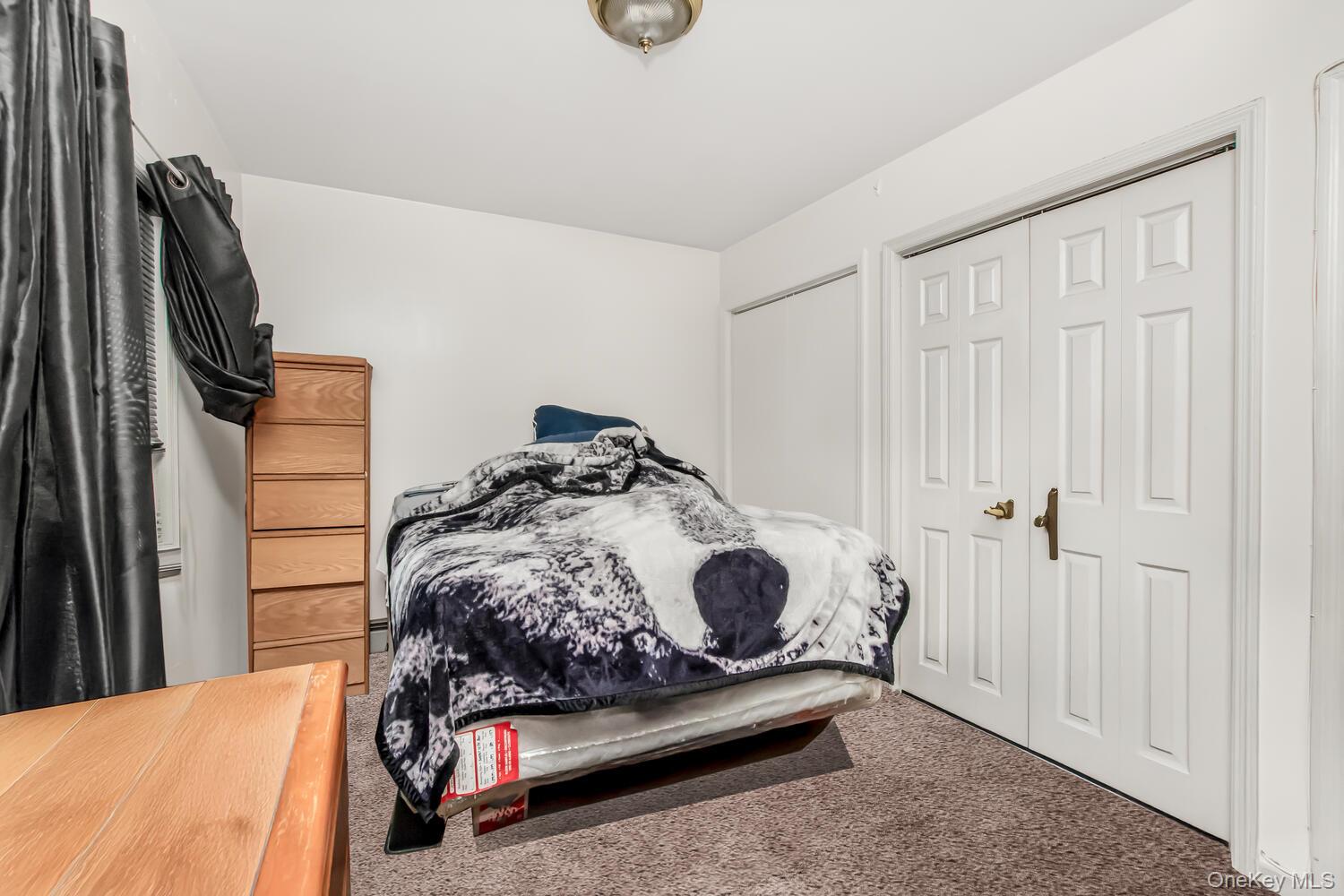 Yonkers, New York, 10701, United States, 3 Bedrooms Bedrooms, ,2 BathroomsBathrooms,Residential,For Sale,2000981