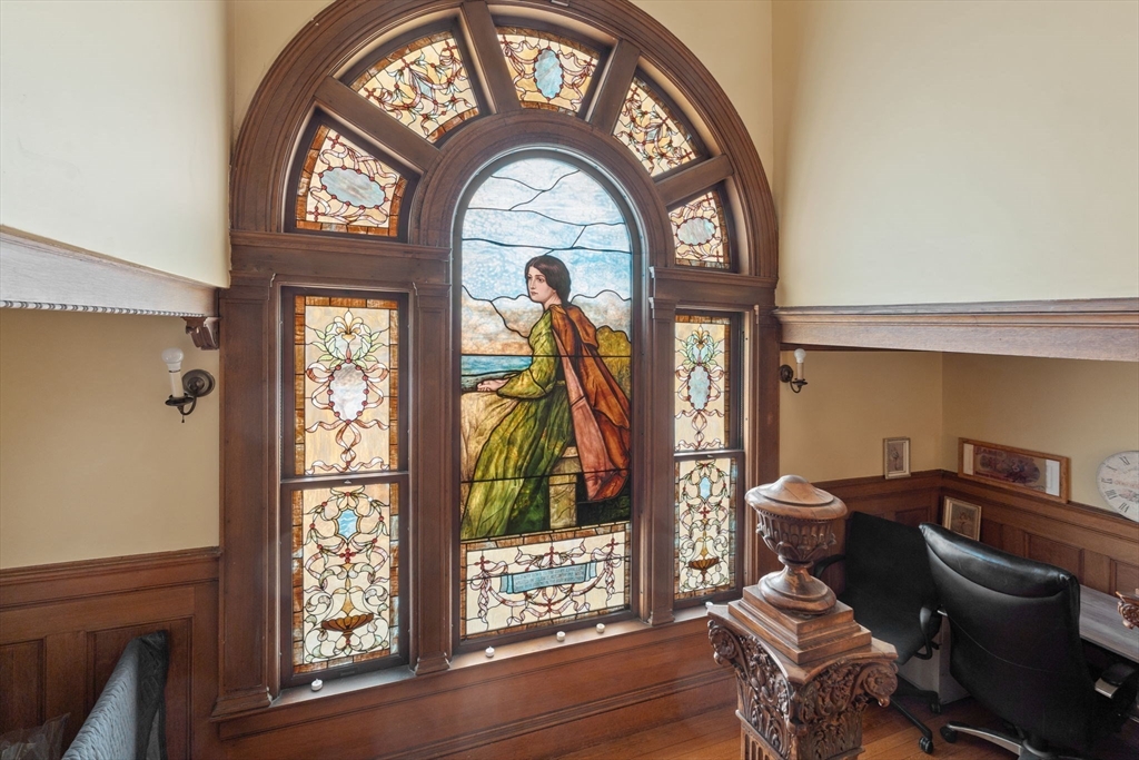 Worcester, Massachusetts, 01610, United States, 17 Bedrooms Bedrooms, ,4 BathroomsBathrooms,Residential,For Sale,1994220