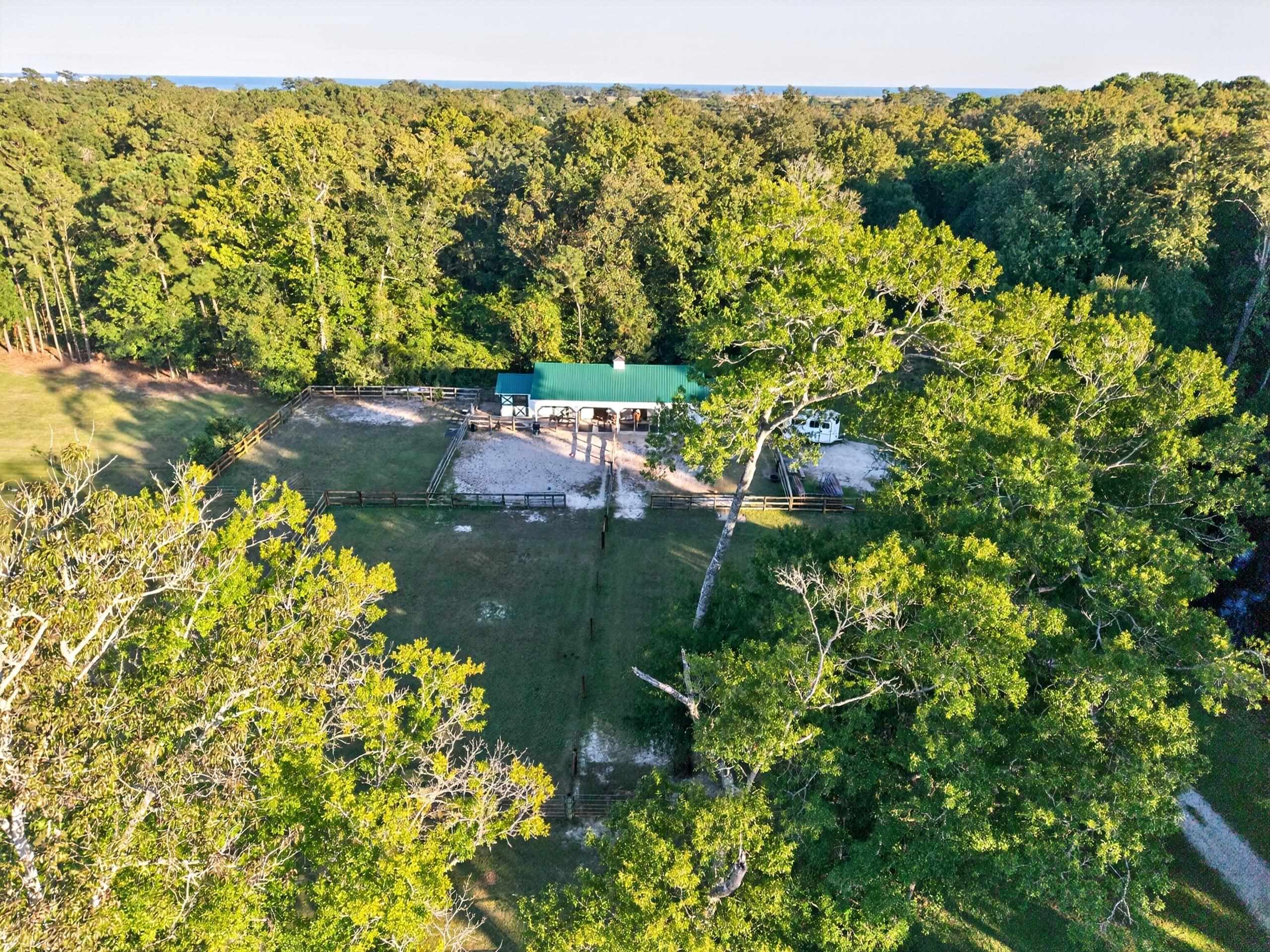  5299 Berkeley Court  Equestrian Property in Murrells Inlet, SC - 物件實景