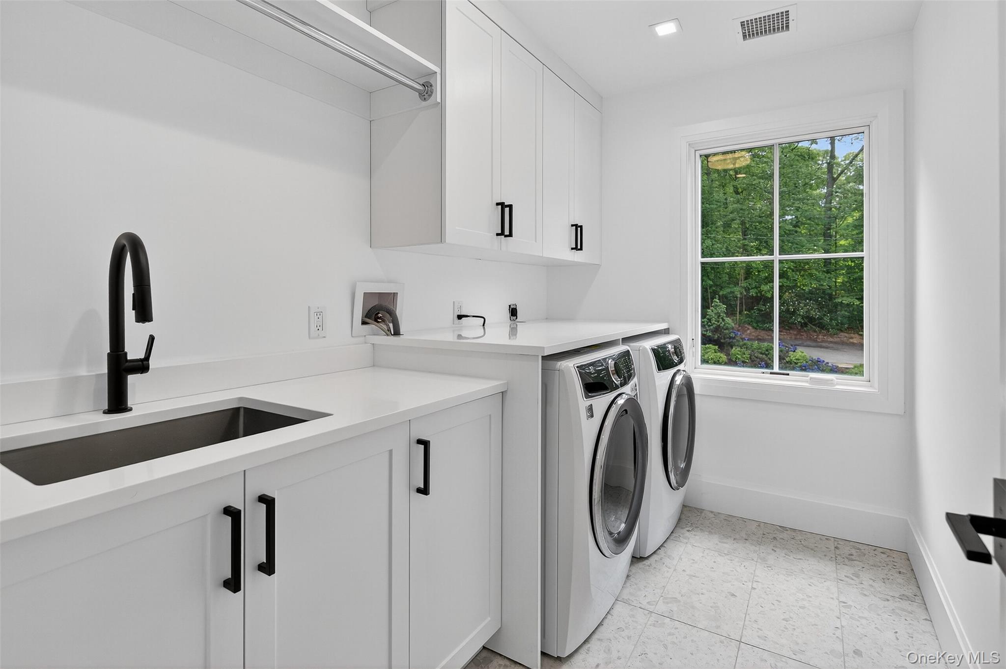  32 Pine Road, Syosset, NY, 11791 - 物件實景