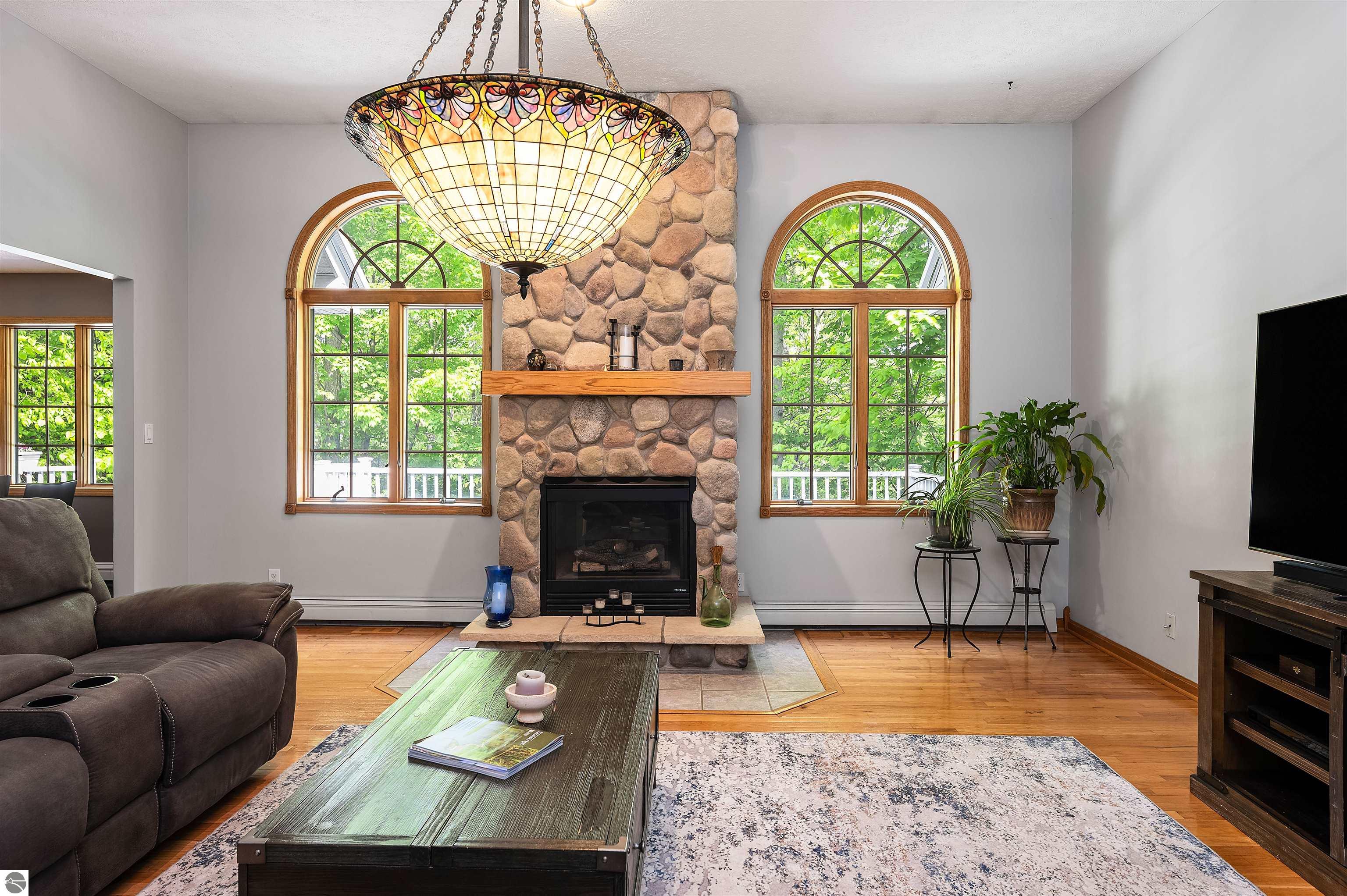Traverse City, Michigan, 49684, United States, 4 Bedrooms Bedrooms, ,3 BathroomsBathrooms,Residential,For Sale,1850049