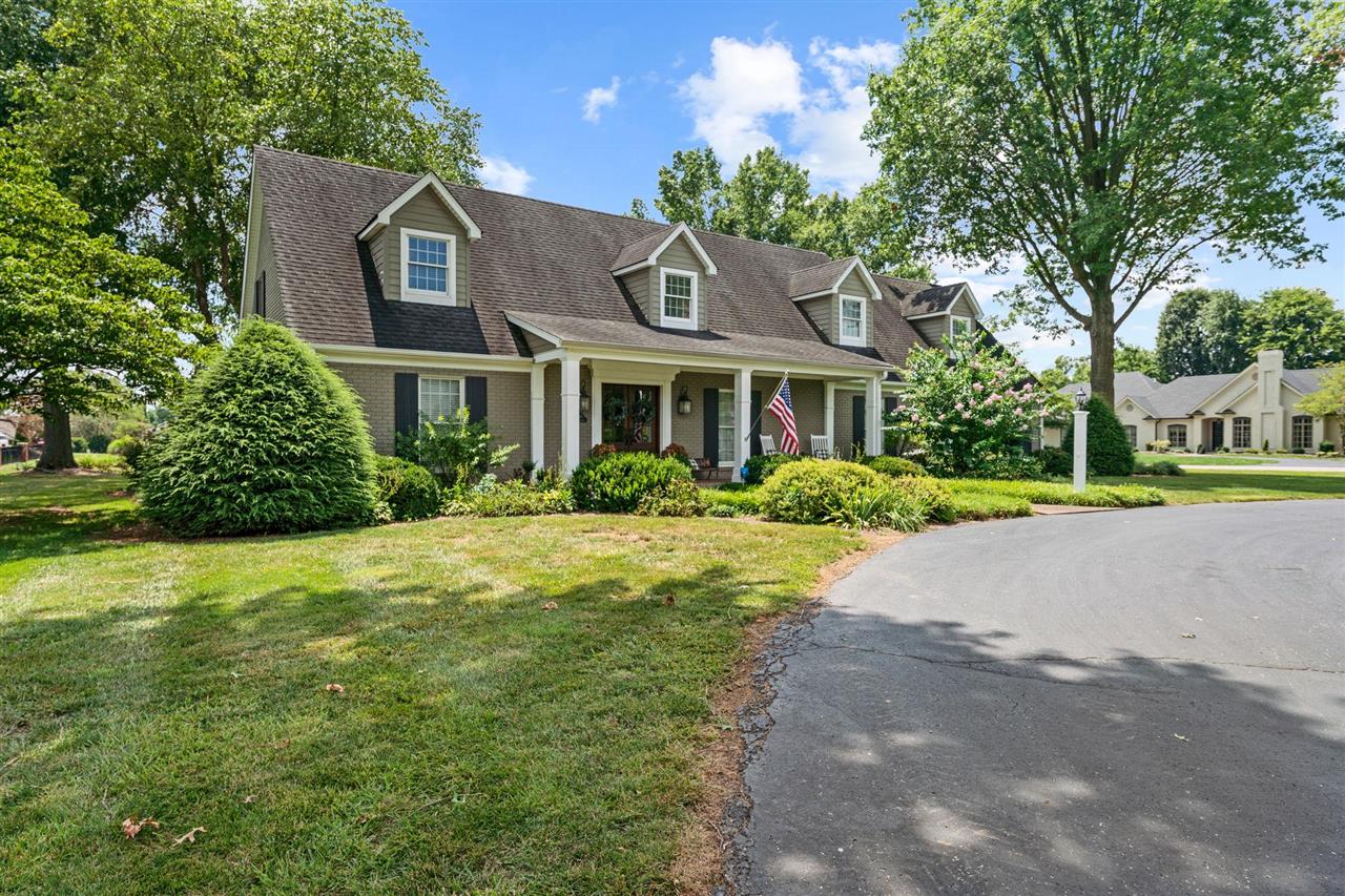 Bowling Green, Kentucky, 42103, United States, 4 Bedrooms Bedrooms, ,4 BathroomsBathrooms,Residential,For Sale,1907644