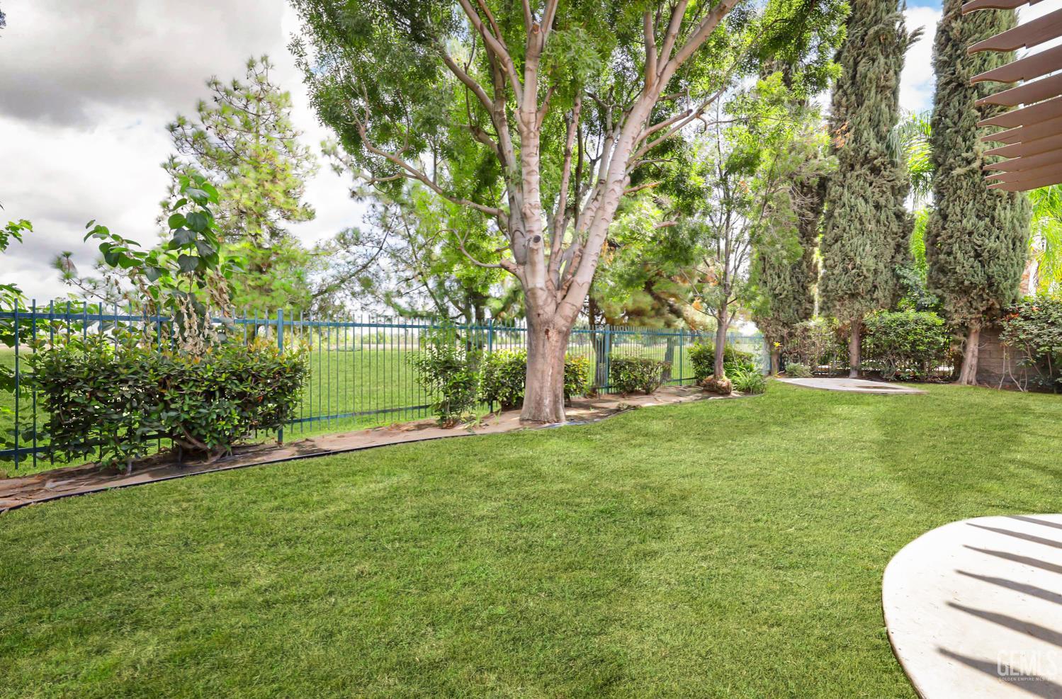 Bakersfield, California, 93312, United States, 3 Bedrooms Bedrooms, ,2 BathroomsBathrooms,Residential,For Sale,1987414