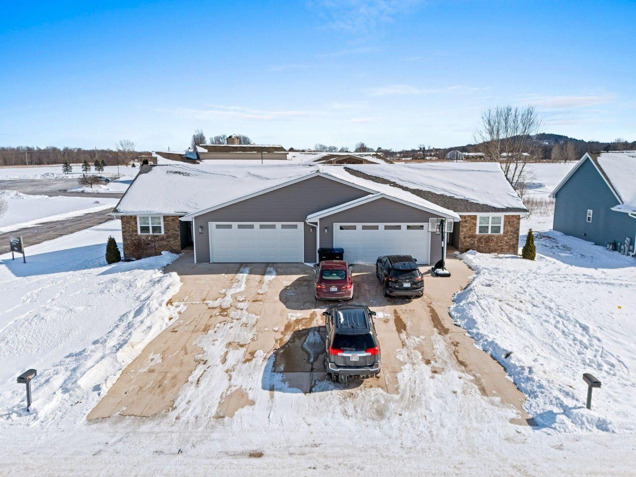 SHAWANO, Wisconsin, 54166, United States, 8 Bedrooms Bedrooms, ,4 BathroomsBathrooms,Residential,For Sale,1723701